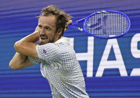 Российский теннисист устроил скандал после вылета с US Open