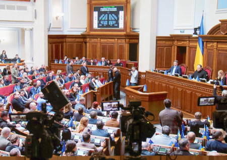 На Украине хотят разрешить выезд мужчинам до определенного возраста