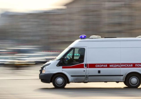 В Новосибирске мужчина умер за рулем и протаранил три машины