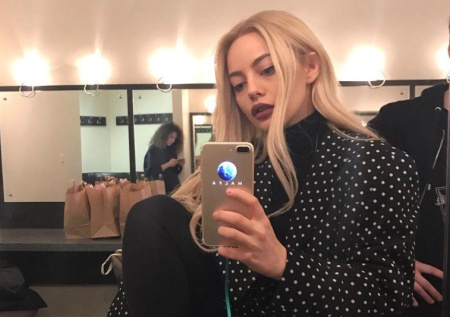 Экс-солистка SEREBRO удивила подписчиков архивным фото