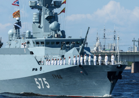 Российский флот пополнился тремя военными кораблями