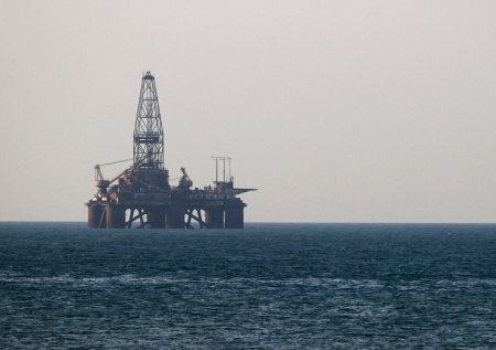 Крупнейший покупатель российской нефти нарастит импорт вопреки давлению США