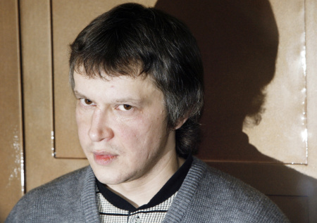 Собрался жениться, просит денег: маньяк Пичушкин зажигает в «Полярной сове»