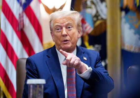 Трамп отменил поездку в Индию после пошлинных «наказаний»