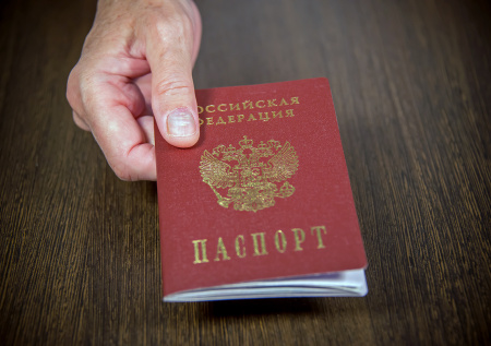 Петербуржцу выдали свидетельство о его смерти
