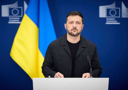На Западе объяснили, почему Зеленский добивается встречи с Путиным