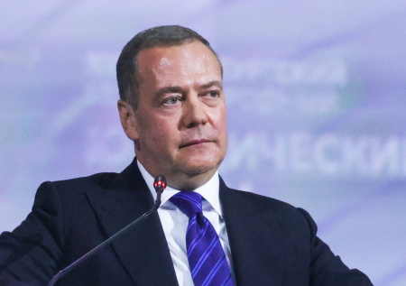 Медведев озвучил плохие новости для «двуяйцевых близнецов» из Европы