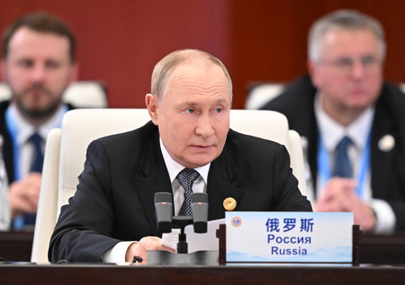 Путин назвал два условия урегулирования кризиса на Украине