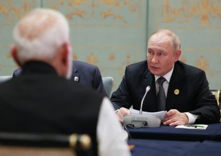 Появились первые кадры с переговоров Путина и Моди на полях саммита ШОС