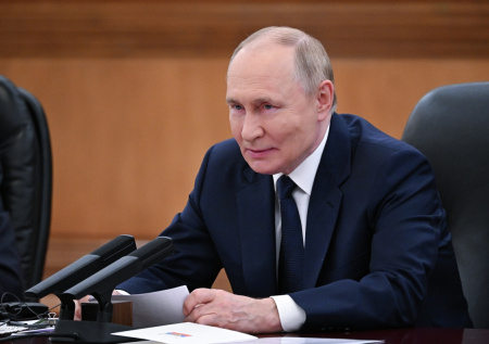 «Четкий сигнал»: на Западе испугались встречи Путина с лидерами КНР и КНДР