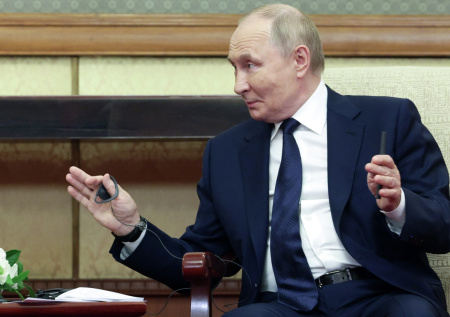 Путин дал совет Фицо, как научить Киев уважать чужие интересы