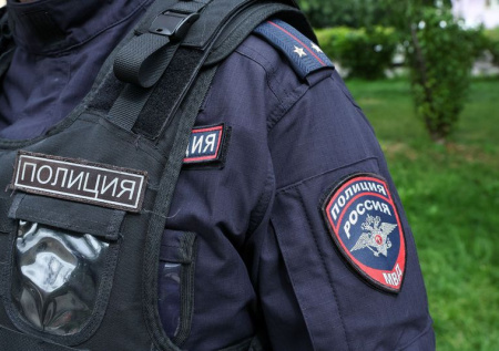 Строитель-мигрант приставал к 13-летней девочке и пытался увести ее в лес