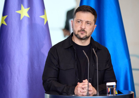 Зеленский высказался о выводе войск из Донбасса