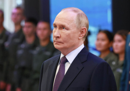 Путин побывал во владивостокском цифровом лесу