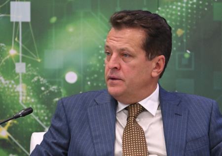 Мэр Казани рассказал гимназистам, кто становится чиновниками