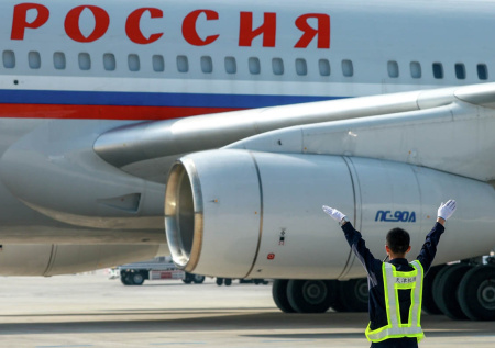Спецборт Путина доставил тяжело больного ребенка в Москву