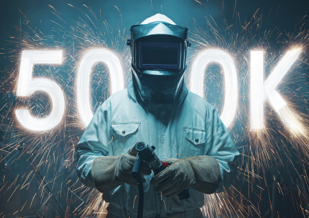 Составлен список специалистов, которым готовы платить до 500 тысяч рублей
