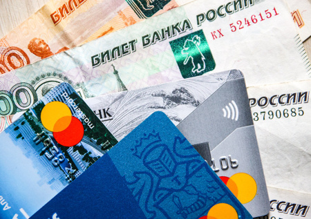 «35 лет в режиме выживания»: в ГД назвали оптимальную зарплату для россиян