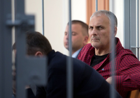 Хорошавин трижды был пойман с запрещенными предметами в колонии