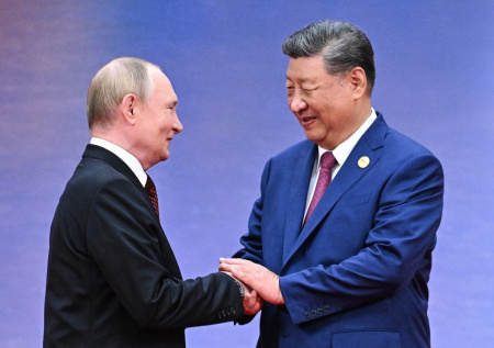 В Кремле рассказали, как Си Цзиньпин встретил Путина на саммите ШОС