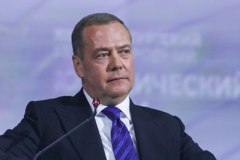 Дмитрий Медведев