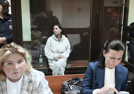Адвокат ответил, грозит ли Чекалиным реальный срок за вывод денег
