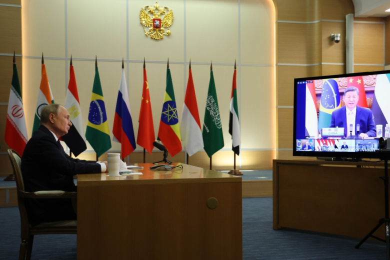 Владимир Путин на внеочередной встрече БРИКС (в формате видеоконференции)