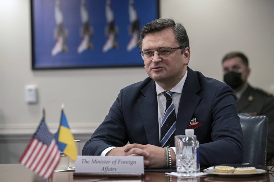 Дмитрий Кулеба во время работы в США
