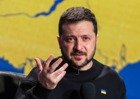 Одно решение Зеленского привело к массовым увольнениям среди молодежи