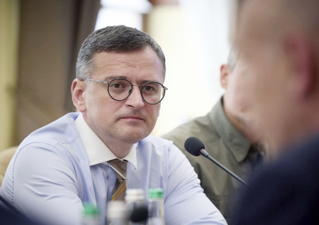 Политолог назвал причину, по которой Кулеба сбежал с Украины