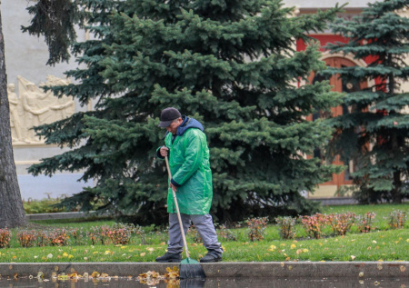 Неожиданно выросли зарплаты специалистов, которыми всегда запугивают детей