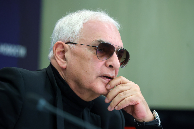 Карен Шахназаров