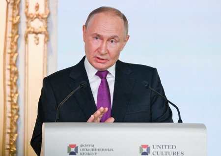 Путин назвал главное «оружие» в борьбе с русофобией
