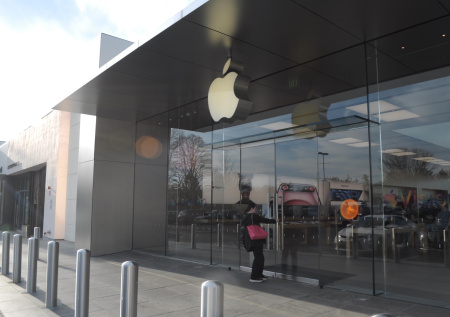 Apple представит новые продукты до конца 2025 года