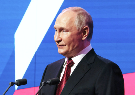 Путин развеял миф об успешности Москвы за счет бюджета