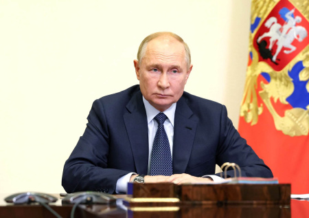 Путин открыл новые станции метро в Москве