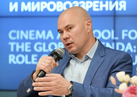 Медведев почтил память Кеосаяна
