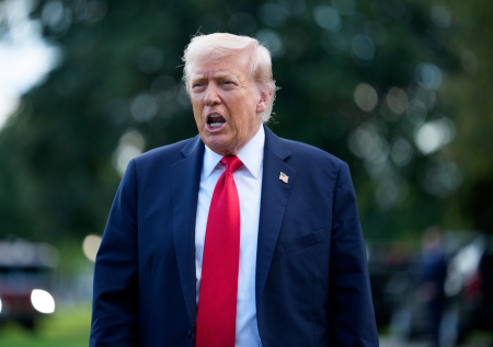 В США оценили вероятность введения Трампом санкций против Индии и Китая