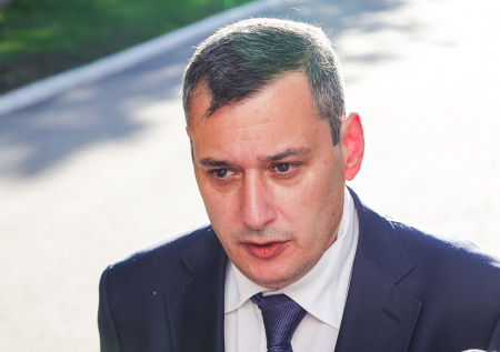 Хинштейн пригрозил курскому подрядчику работой за еду в тюрьме