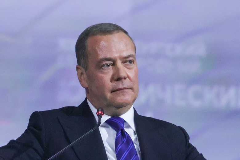Дмитрий Медведев