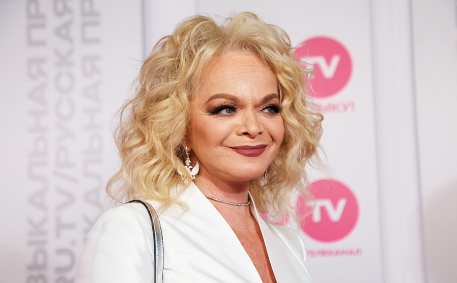 Лариса Долина