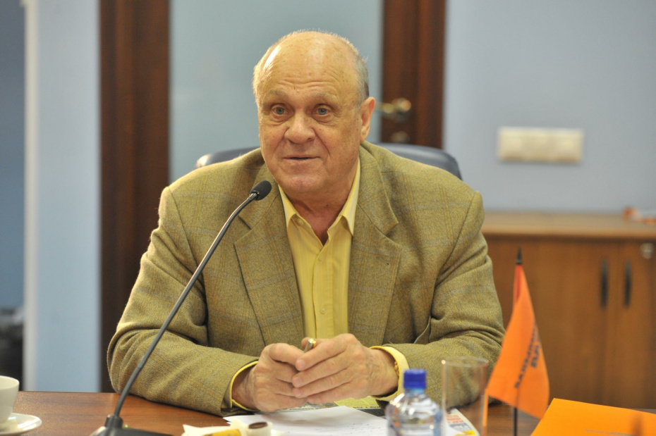 Владимир Меньшов