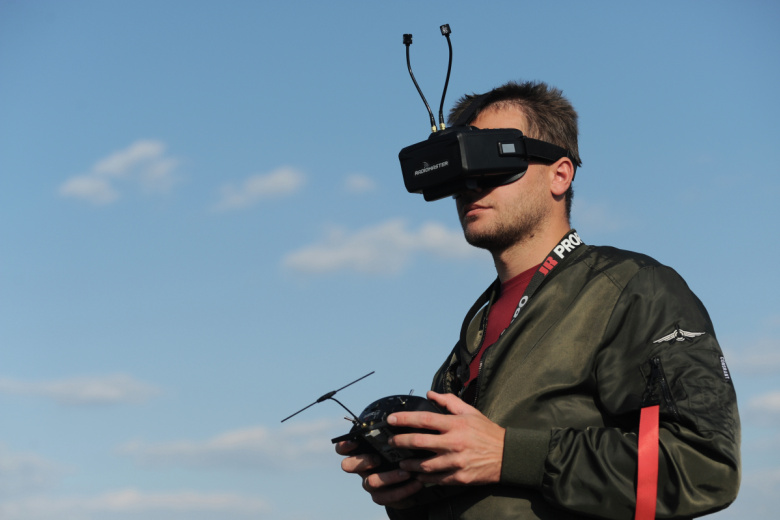 Оператор FPV