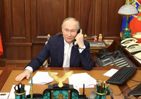 Путин позвонил одному премьеру, чтобы поздравить с 75-летием