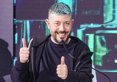 Артемий Лебедев назвал самую глупую вещь, которую можно сделать в жизни