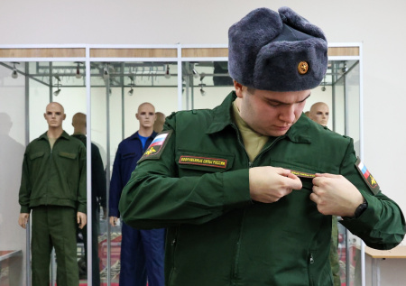 В Госдуме одобрили закон о переходе на круглогодичный призыв на службу