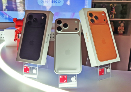 Новые iPhone 17 впервые показали публике в Москве
