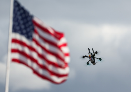 Украина получит от США систему для роевого управления FPV-дронами