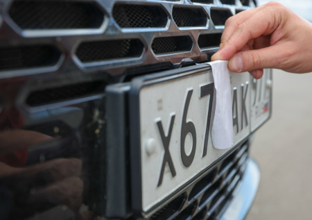 В Думе оценили идею о легальной продаже «красивых» автономеров