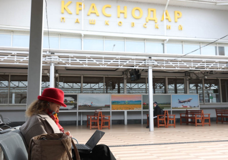 В Краснодаре впервые с 2022 года приземлился самолет из Санкт-Петербурга